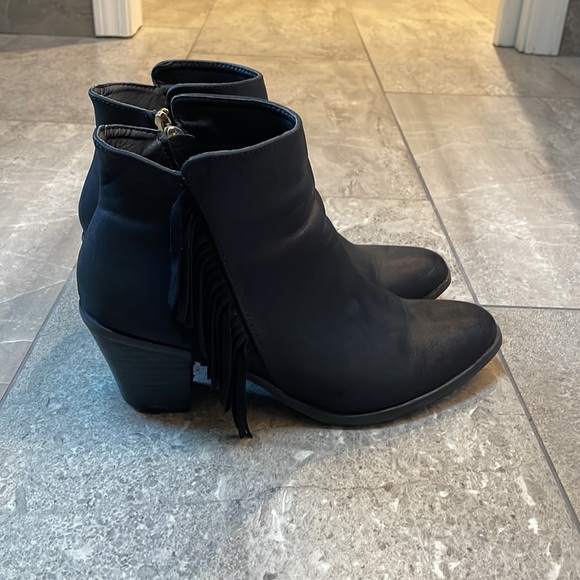Bucco Fringe Heeled Booties - Picture 3 of 12